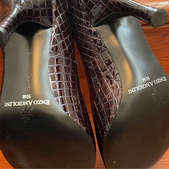 Enzo Angiolini Eamaylie Black Texture Peep Toe Heels - Picture 11 of 15